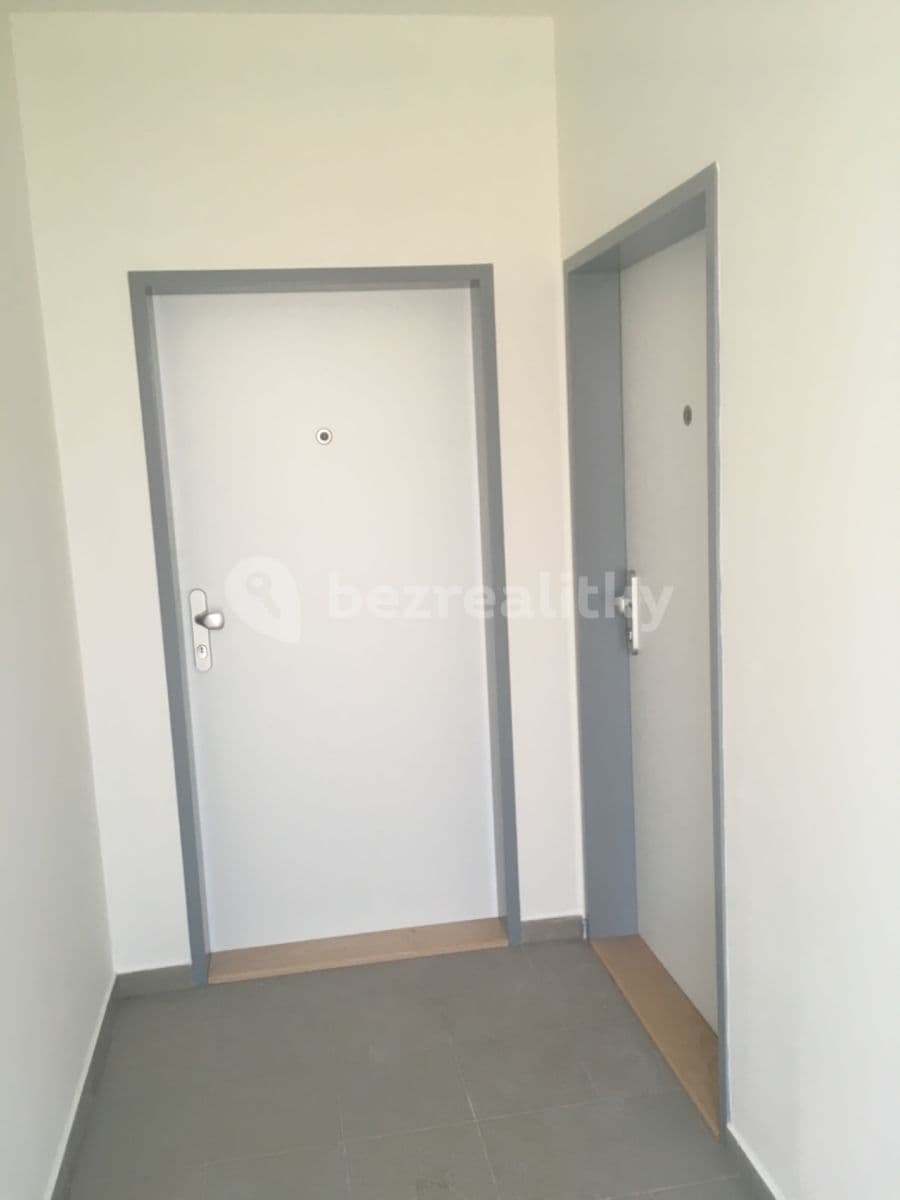 Prenájom bytu 2-izbový 58 m², U Statku, Hýskov, Středočeský kraj Prenájom bytu 2-izbový 58 m², U Statku, Hýskov, Středočeský kraj