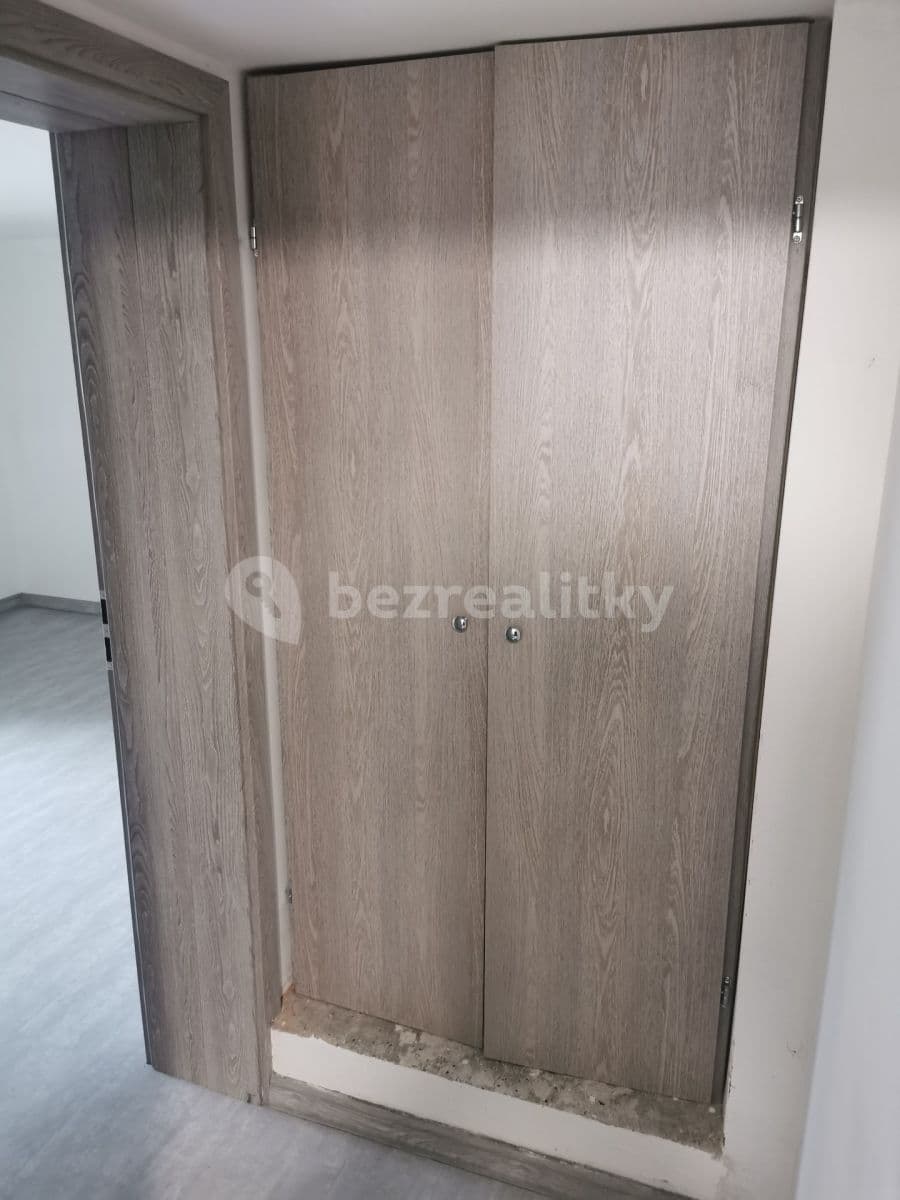 Prenájom bytu 2-izbový 42 m², Proskovická, Ostrava, Moravskoslezský kraj Prenájom bytu 2-izbový 42 m², Proskovická, Ostrava, Moravskoslezský kraj