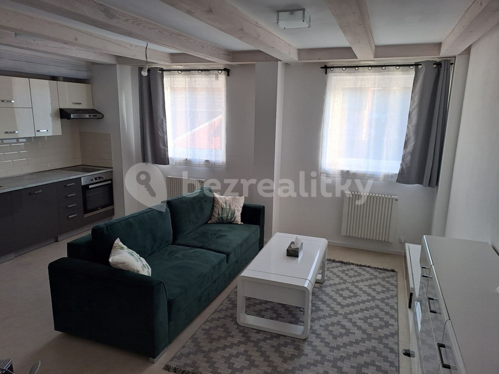 Prenájom bytu 2-izbový 50 m², Za rybníkem, Lišany, Středočeský kraj Prenájom bytu 2-izbový 50 m², Za rybníkem, Lišany, Středočeský kraj