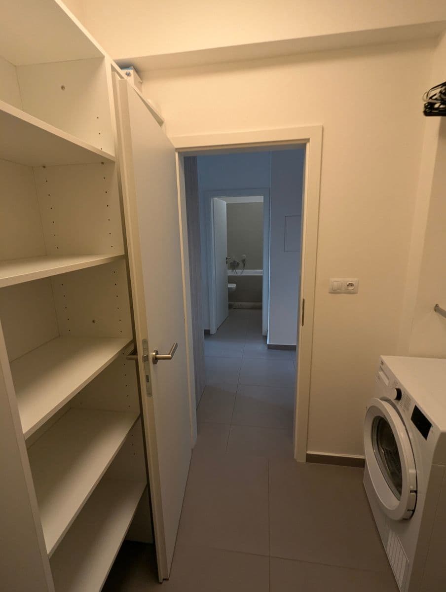 Prenájom bytu 2-izbový 50 m², Plotní, Brno, Jihomoravský kraj Prenájom bytu 2-izbový 50 m², Plotní, Brno, Jihomoravský kraj