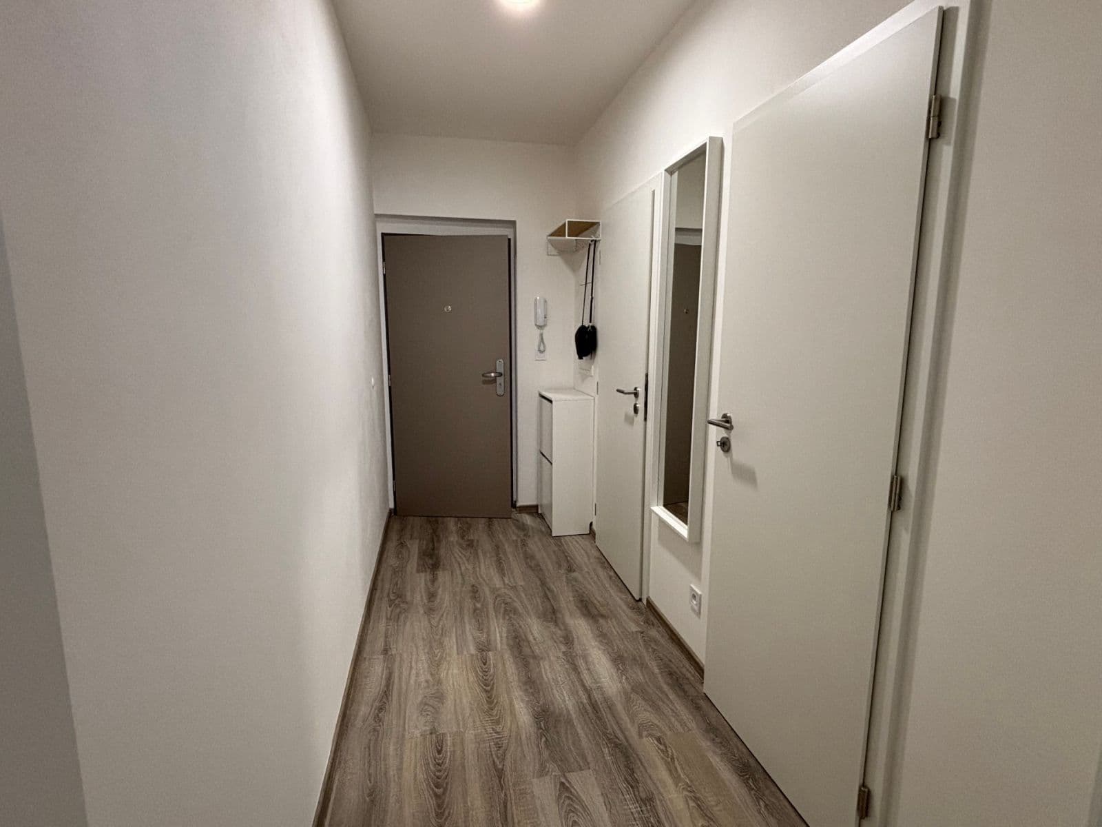 Prenájom bytu 1-izbový 32 m², Frištenského, Olomouc, Olomoucký kraj Prenájom bytu 1-izbový 32 m², Frištenského, Olomouc, Olomoucký kraj