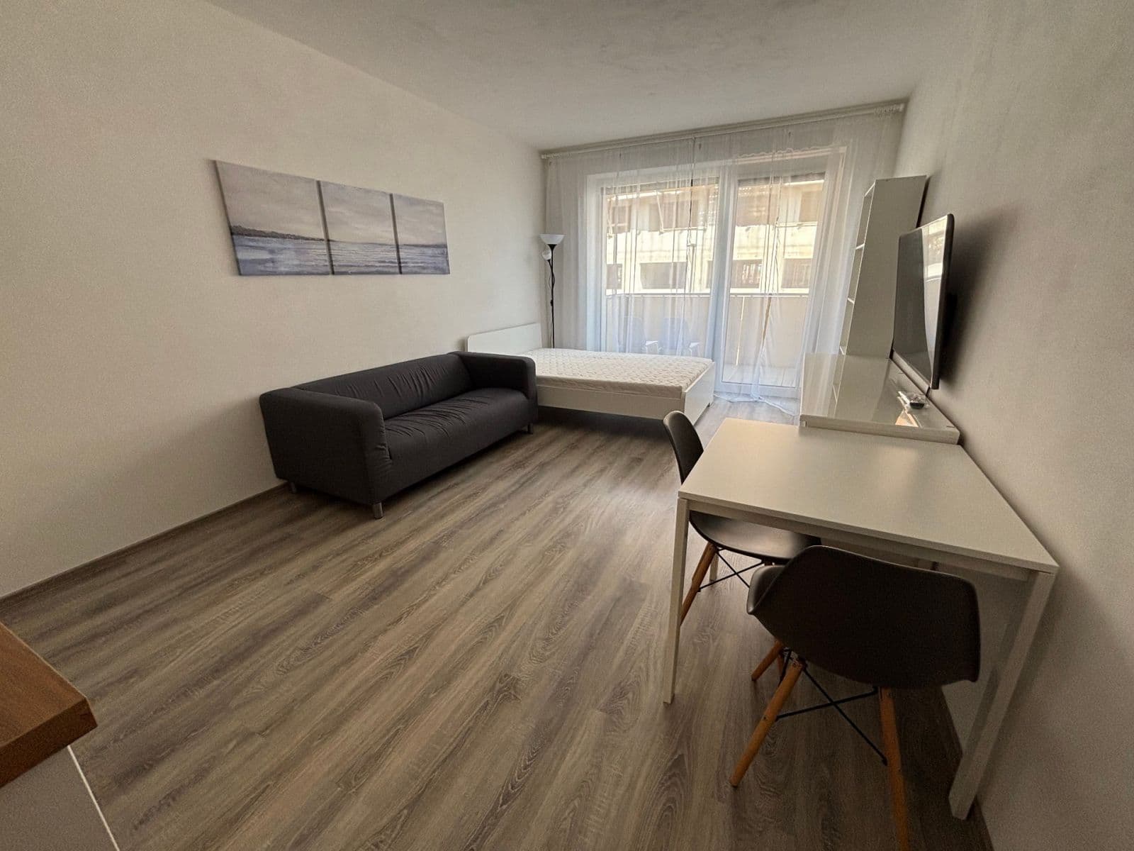 Prenájom bytu 1-izbový 32 m², Frištenského, Olomouc, Olomoucký kraj Prenájom bytu 1-izbový 32 m², Frištenského, Olomouc, Olomoucký kraj