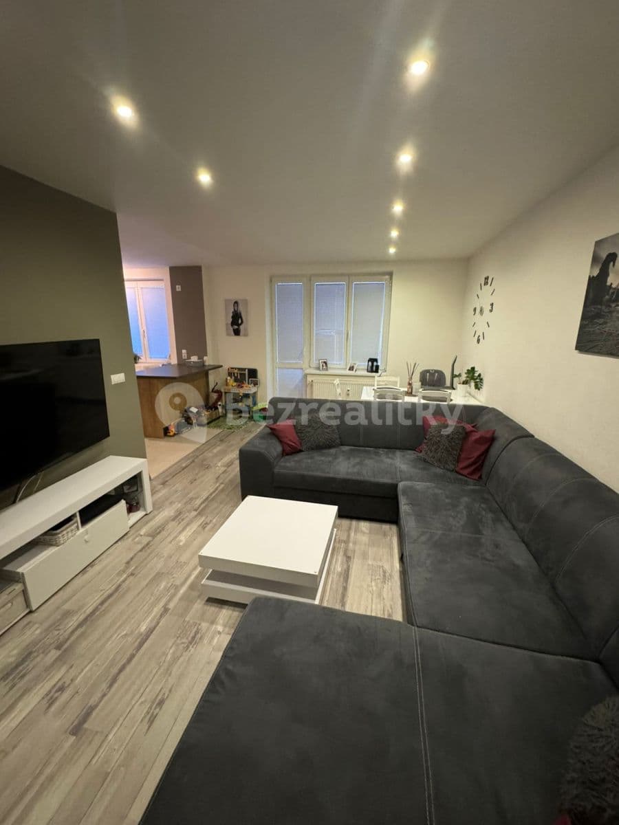 Prenájom bytu 3-izbový 78 m², Legionářů, Příbram, Středočeský kraj Prenájom bytu 3-izbový 78 m², Legionářů, Příbram, Středočeský kraj