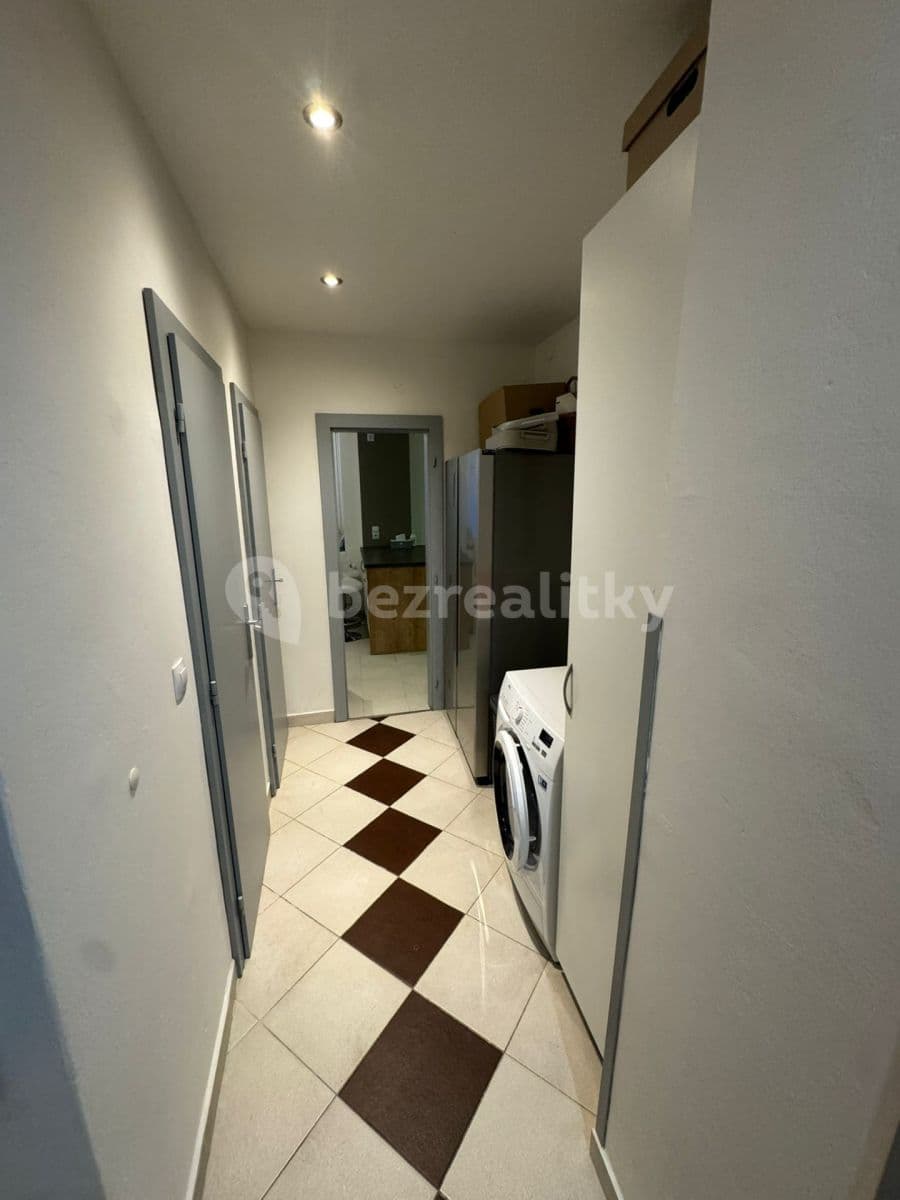 Prenájom bytu 3-izbový 78 m², Legionářů, Příbram, Středočeský kraj Prenájom bytu 3-izbový 78 m², Legionářů, Příbram, Středočeský kraj