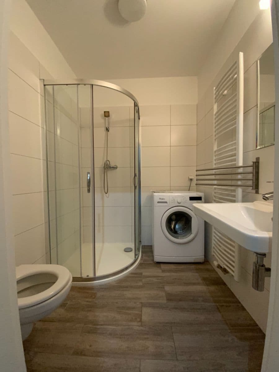 Prenájom bytu 1-izbový 28 m², Kašparova, Pardubice, Pardubický kraj Prenájom bytu 1-izbový 28 m², Kašparova, Pardubice, Pardubický kraj