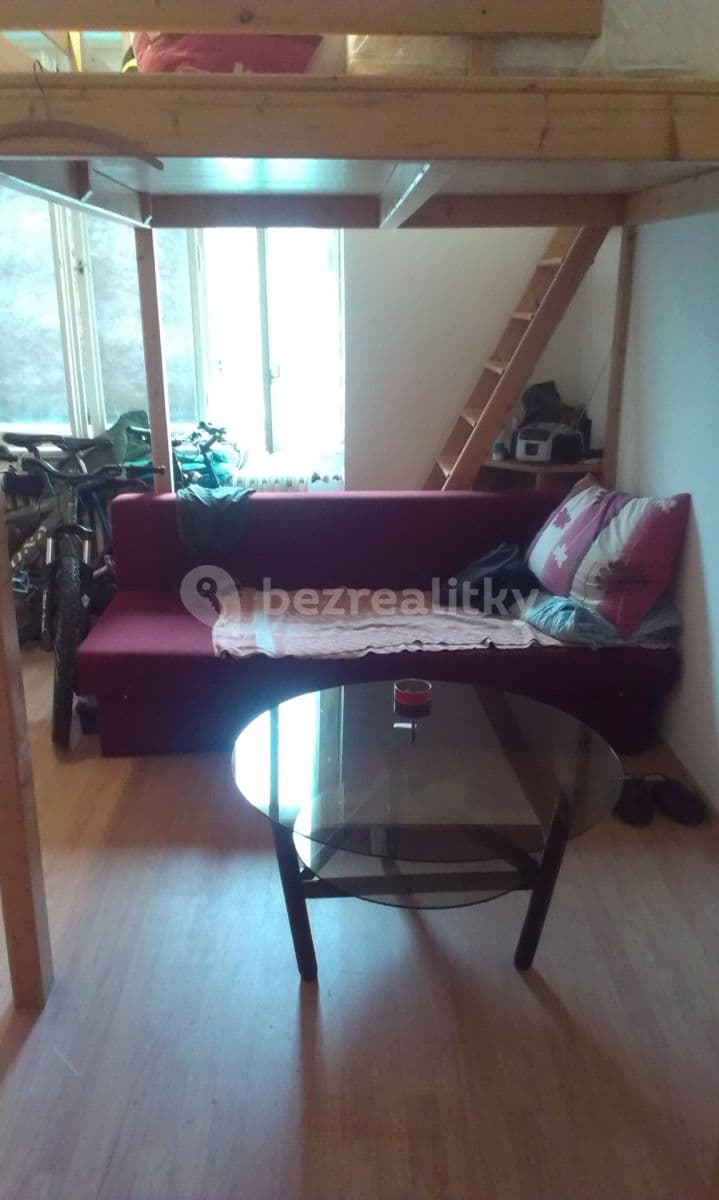 Prenájom bytu 1-izbový 20 m², Dělnická, Praha, Praha Prenájom bytu 1-izbový 20 m², Dělnická, Praha, Praha