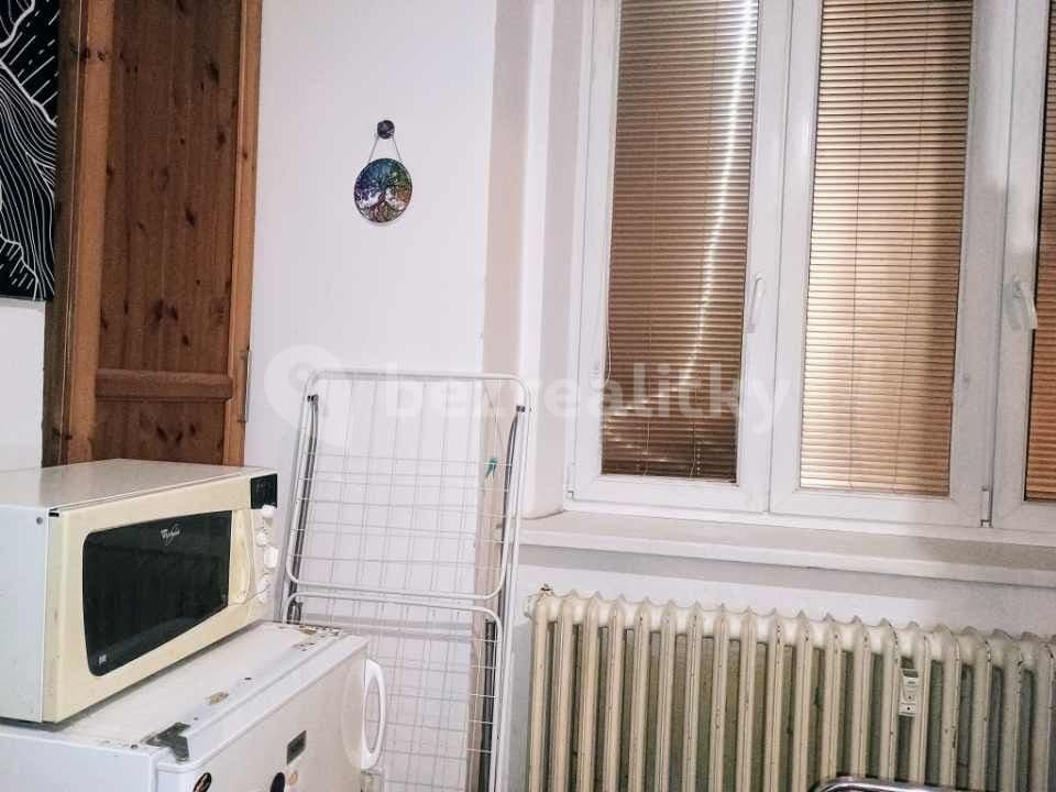 Prenájom bytu 1-izbový 20 m², Dělnická, Praha, Praha Prenájom bytu 1-izbový 20 m², Dělnická, Praha, Praha