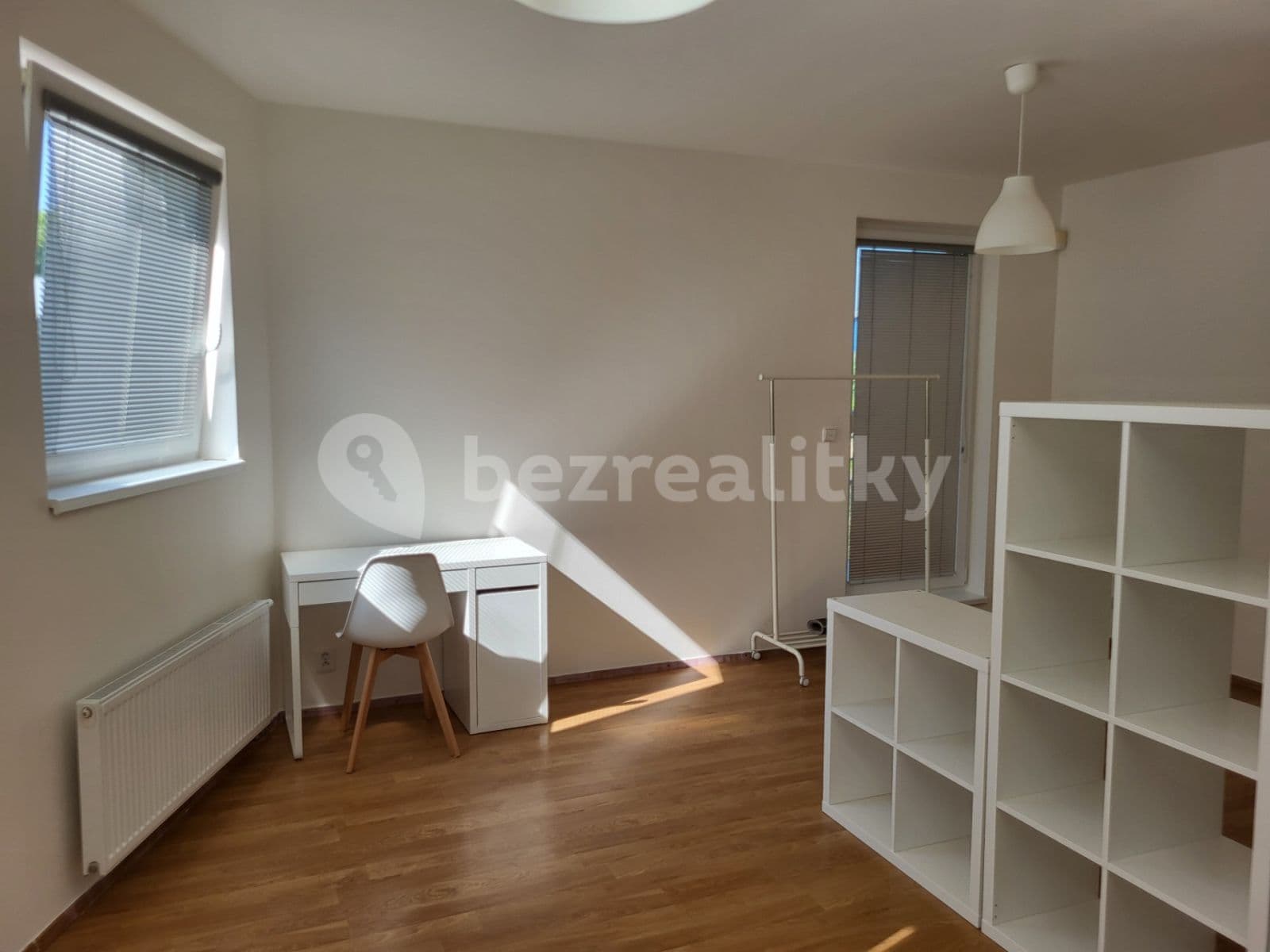 Prenájom bytu 1-izbový 33 m², Sazovická, Praha, Praha Prenájom bytu 1-izbový 33 m², Sazovická, Praha, Praha