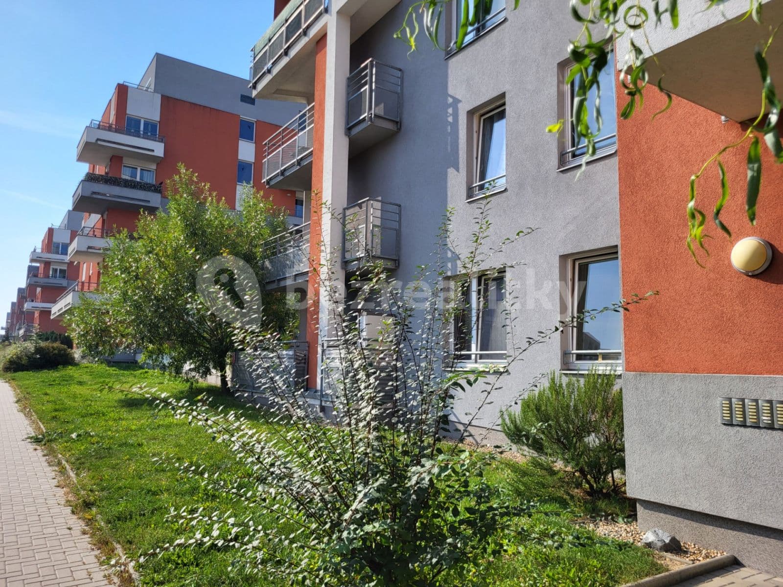 Prenájom bytu 1-izbový 33 m², Sazovická, Praha, Praha Prenájom bytu 1-izbový 33 m², Sazovická, Praha, Praha