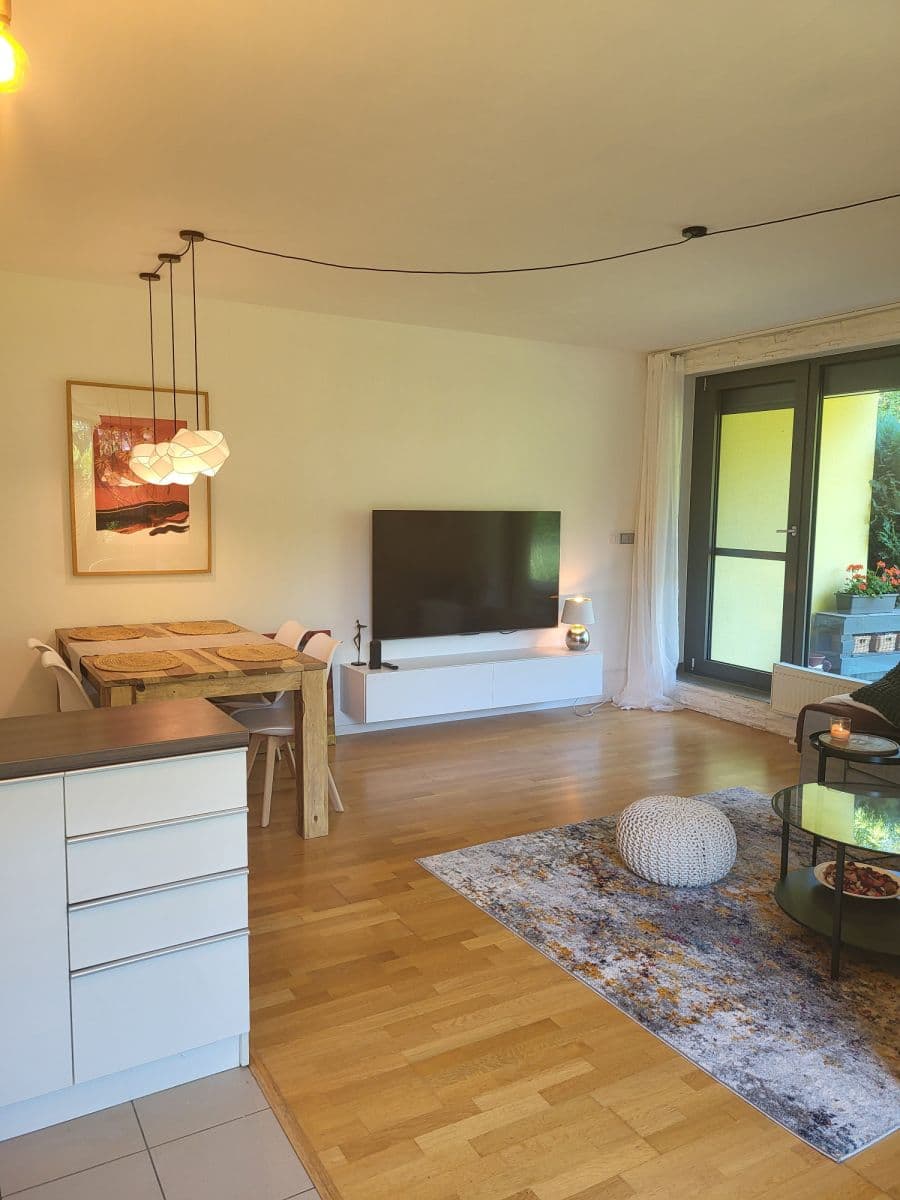 Prenájom bytu 54 m², V Sedlci b, Praha, Praha Prenájom bytu 54 m², V Sedlci b, Praha, Praha