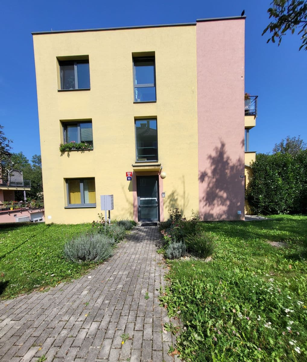 Prenájom bytu 54 m², V Sedlci b, Praha, Praha Prenájom bytu 54 m², V Sedlci b, Praha, Praha
