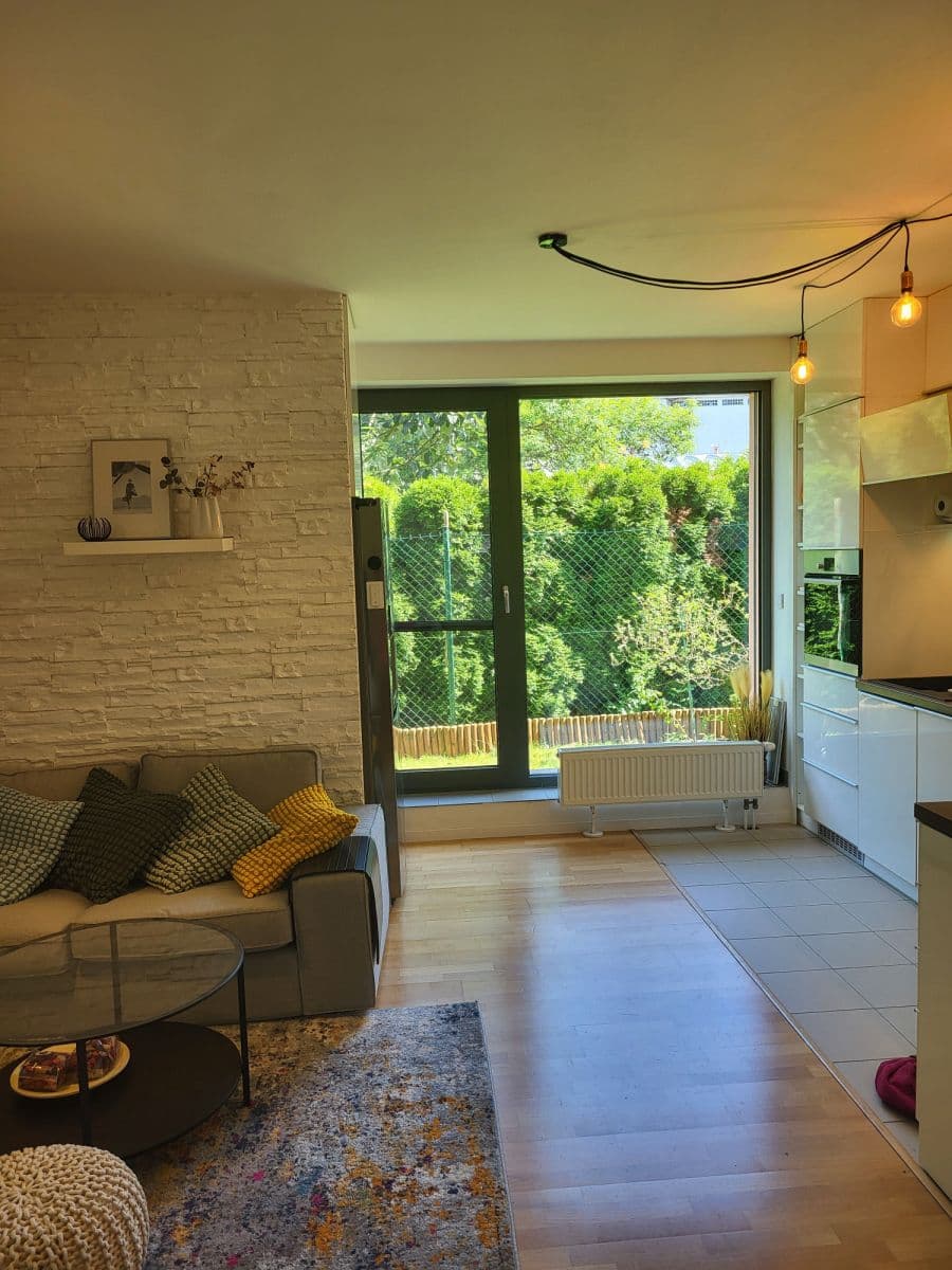 Prenájom bytu 54 m², V Sedlci b, Praha, Praha Prenájom bytu 54 m², V Sedlci b, Praha, Praha