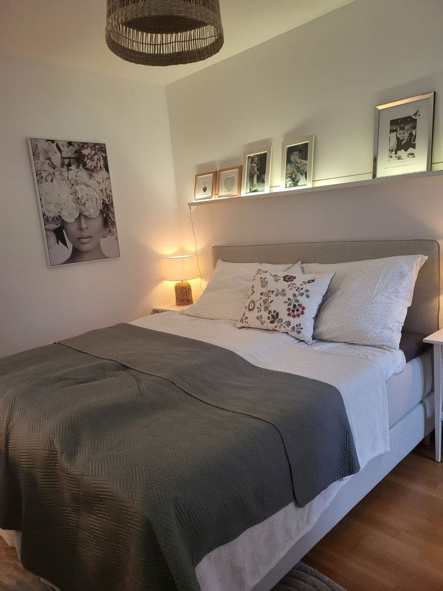 Prenájom bytu 54 m², V Sedlci b, Praha, Praha Prenájom bytu 54 m², V Sedlci b, Praha, Praha