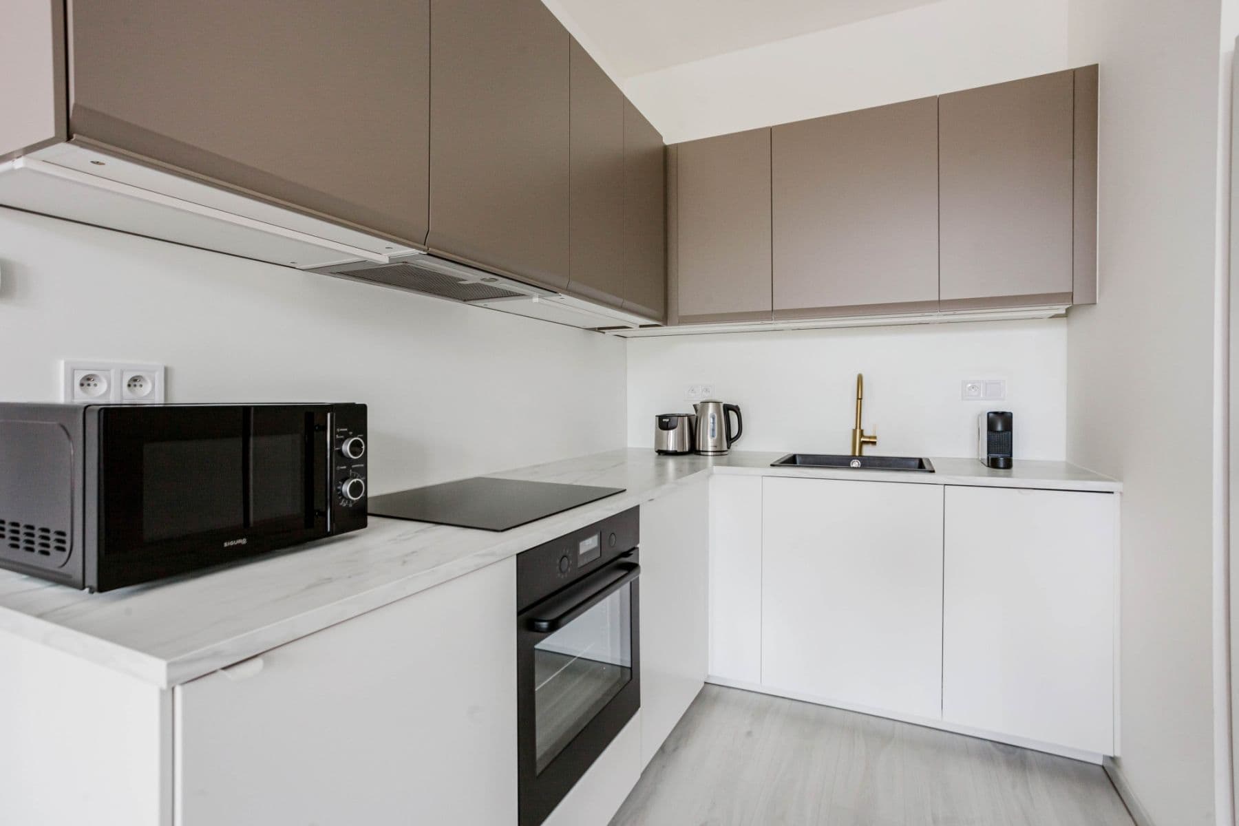 Prenájom bytu 35 m², Rostovská, Praha, Praha Prenájom bytu 35 m², Rostovská, Praha, Praha