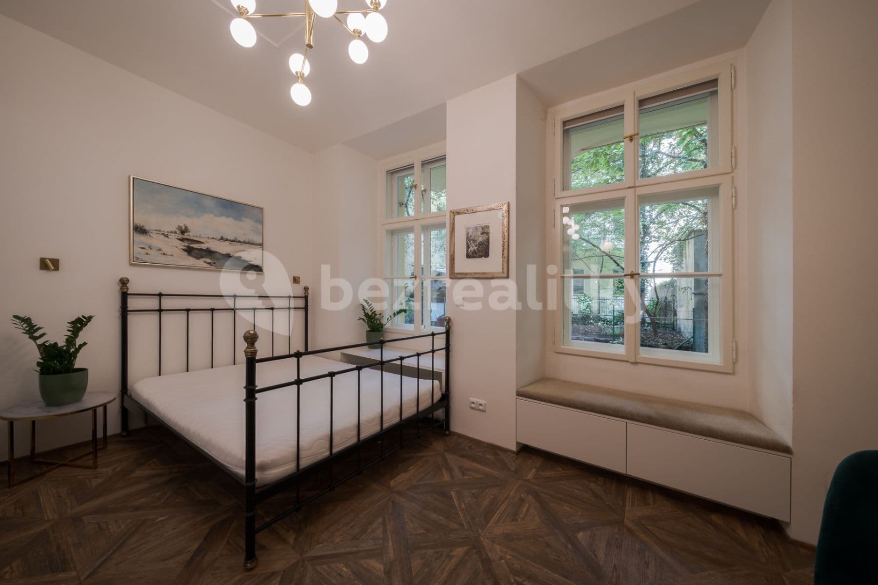 Prenájom bytu 1-izbový 29 m², Vítězná, Praha, Praha Prenájom bytu 1-izbový 29 m², Vítězná, Praha, Praha
