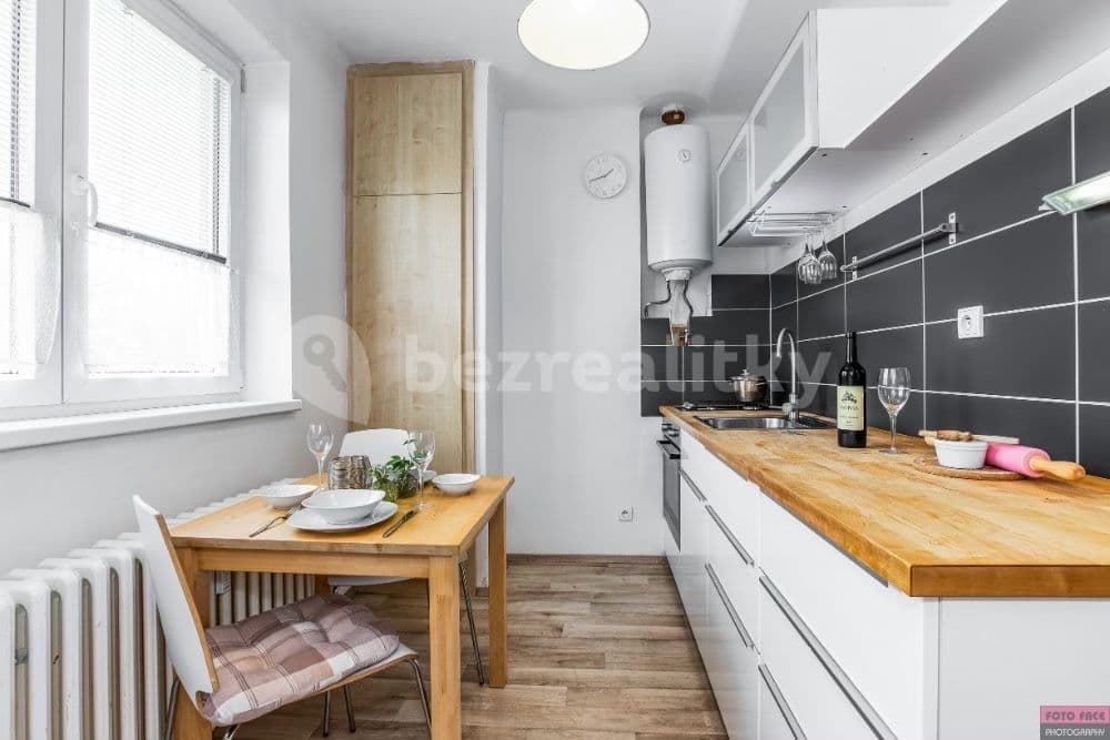 Prenájom bytu 1-izbový 28 m², Březohorská, Příbram, Středočeský kraj Prenájom bytu 1-izbový 28 m², Březohorská, Příbram, Středočeský kraj