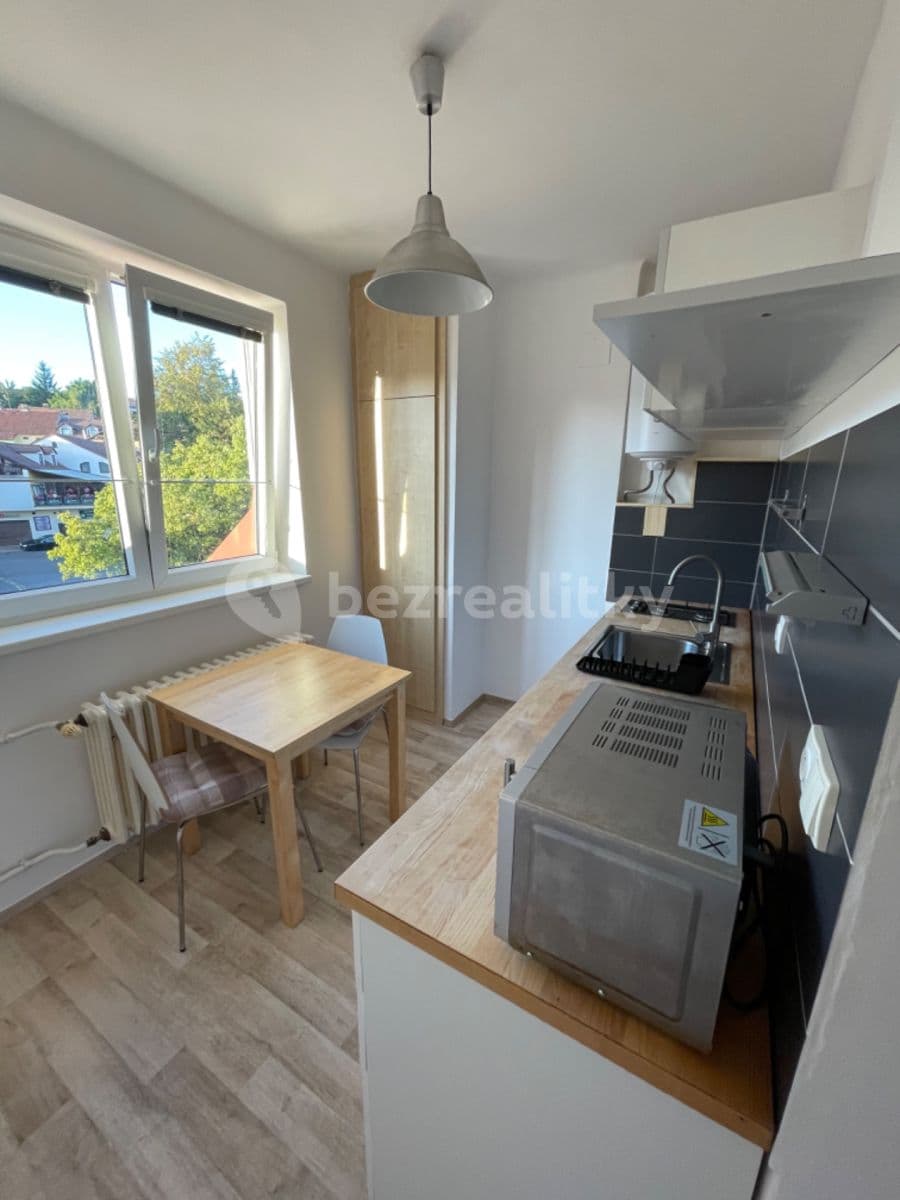 Prenájom bytu 1-izbový 28 m², Březohorská, Příbram, Středočeský kraj Prenájom bytu 1-izbový 28 m², Březohorská, Příbram, Středočeský kraj