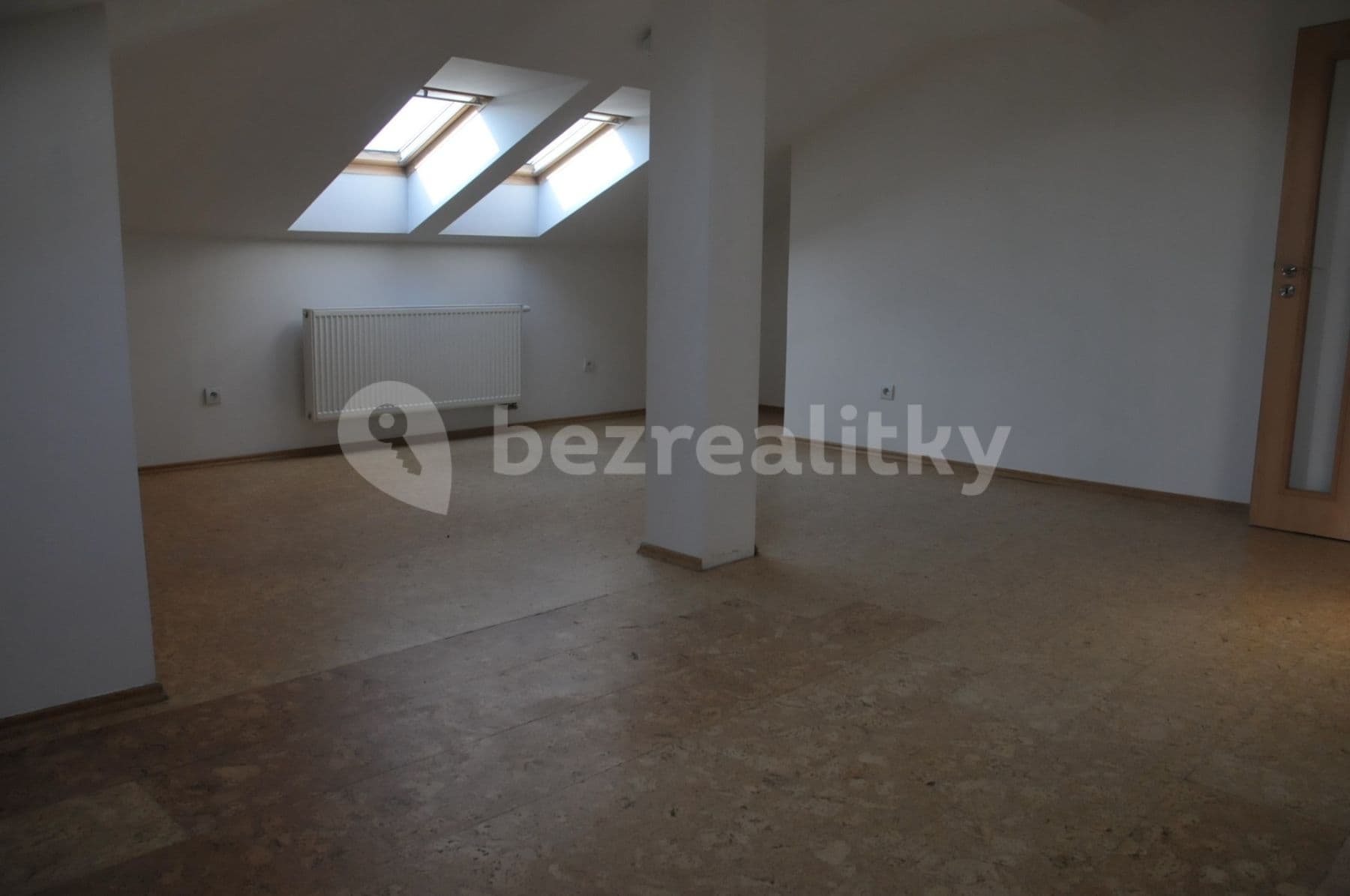 Prenájom bytu 3-izbový 100 m², Družební, Nové Město nad Metují, Královéhradecký kraj Prenájom bytu 3-izbový 100 m², Družební, Nové Město nad Metují, Královéhradecký kraj