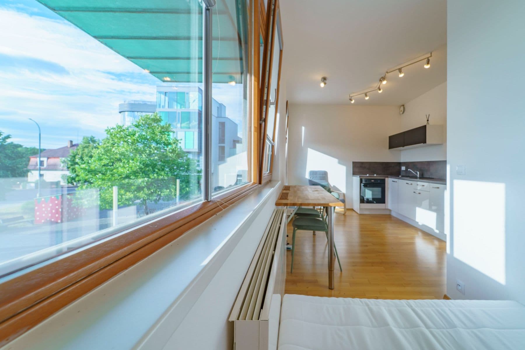 Prenájom bytu 1-izbový 23 m², Mokropeská, Černošice, Středočeský kraj Prenájom bytu 1-izbový 23 m², Mokropeská, Černošice, Středočeský kraj