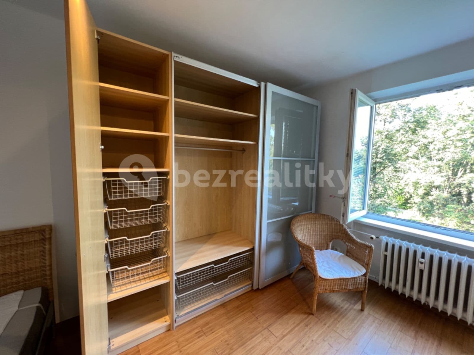 Prenájom bytu 2-izbový 50 m², Bělohorská, Praha, Praha Prenájom bytu 2-izbový 50 m², Bělohorská, Praha, Praha