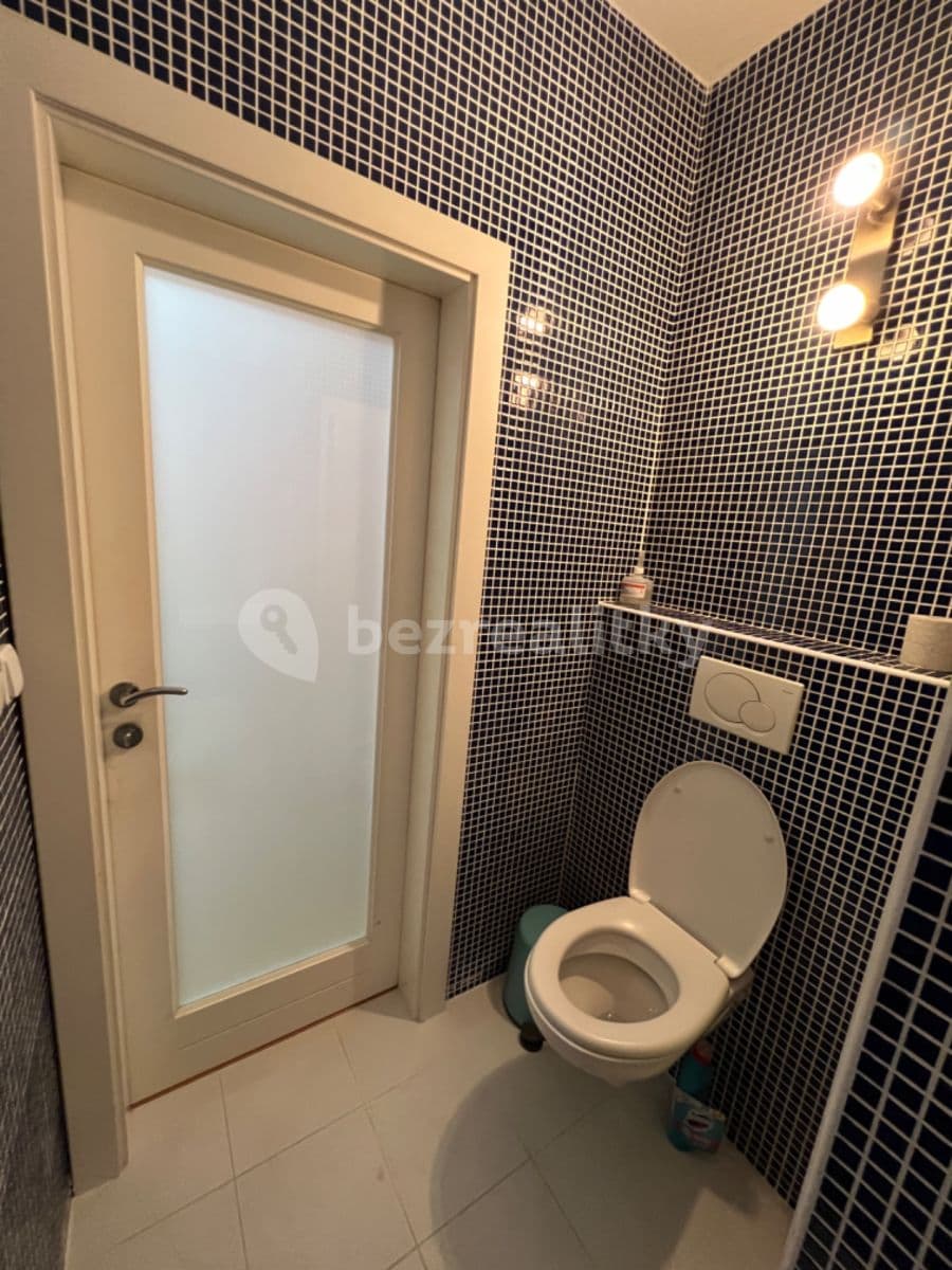 Prenájom bytu 2-izbový 50 m², Bělohorská, Praha, Praha Prenájom bytu 2-izbový 50 m², Bělohorská, Praha, Praha