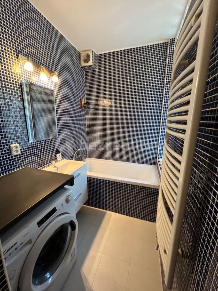 Prenájom bytu 2-izbový 50 m², Bělohorská, Praha, Praha Prenájom bytu 2-izbový 50 m², Bělohorská, Praha, Praha