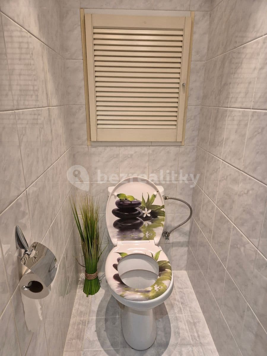 Prenájom bytu 2-izbový 43 m², Boloňská, Praha, Praha Prenájom bytu 2-izbový 43 m², Boloňská, Praha, Praha