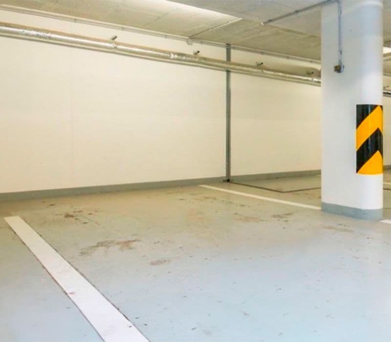 Prenájom garáže 14 m², Praha, Praha Prenájom garáže 14 m², Praha, Praha