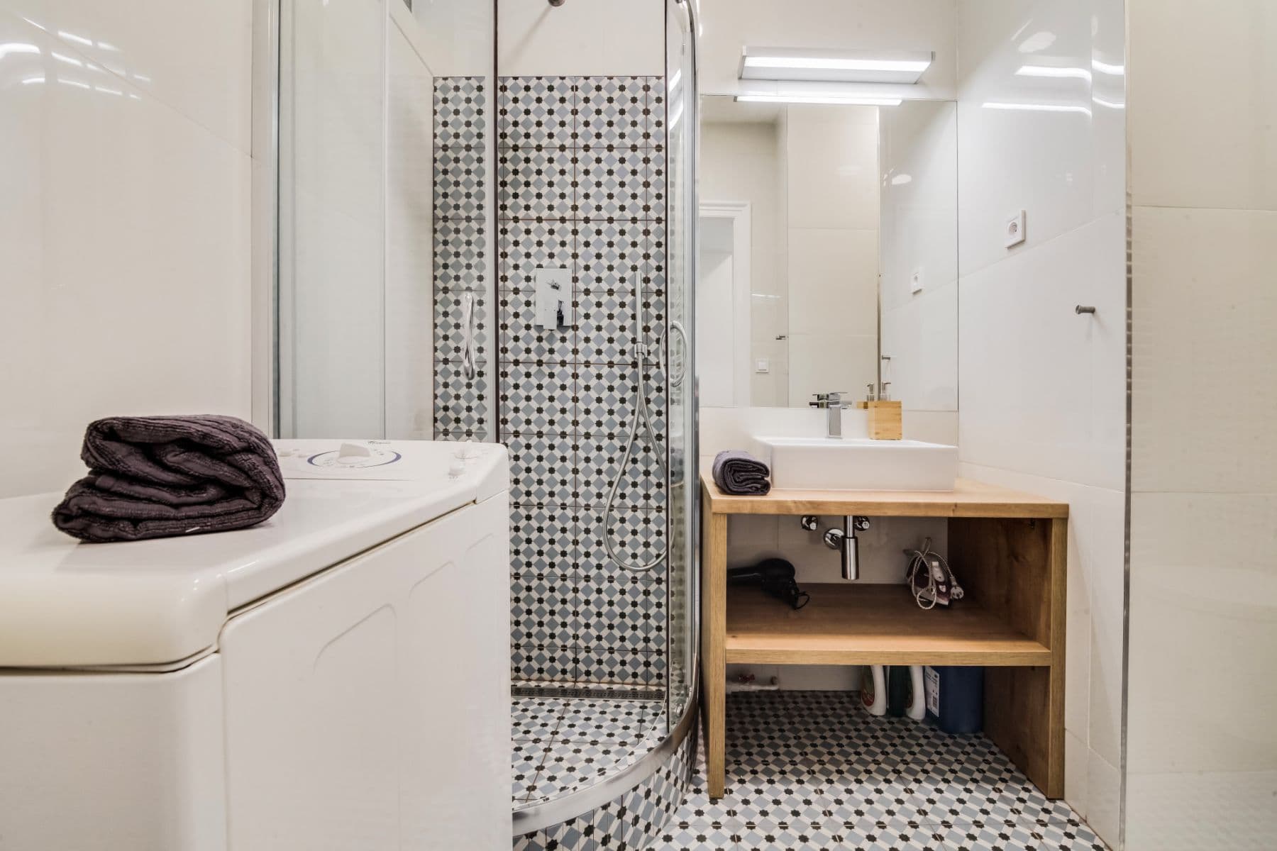 Prenájom bytu 33 m², Újezd, Praha, Praha Prenájom bytu 33 m², Újezd, Praha, Praha