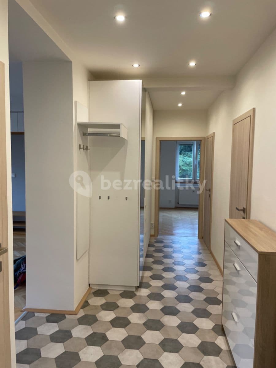 Prenájom bytu 3-izbový 70 m², náměstí Bořislavka, Praha, Praha Prenájom bytu 3-izbový 70 m², náměstí Bořislavka, Praha, Praha