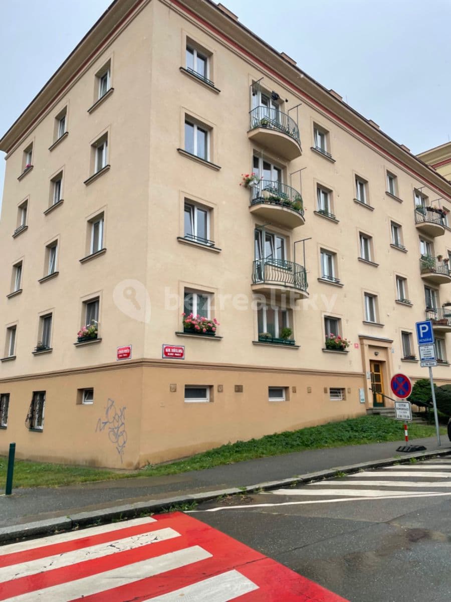 Prenájom bytu 3-izbový 70 m², náměstí Bořislavka, Praha, Praha Prenájom bytu 3-izbový 70 m², náměstí Bořislavka, Praha, Praha