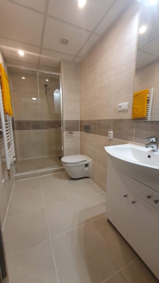 Prenájom bytu 2-izbový 57 m², Jiráskova, Litvínov, Ústecký kraj Prenájom bytu 2-izbový 57 m², Jiráskova, Litvínov, Ústecký kraj