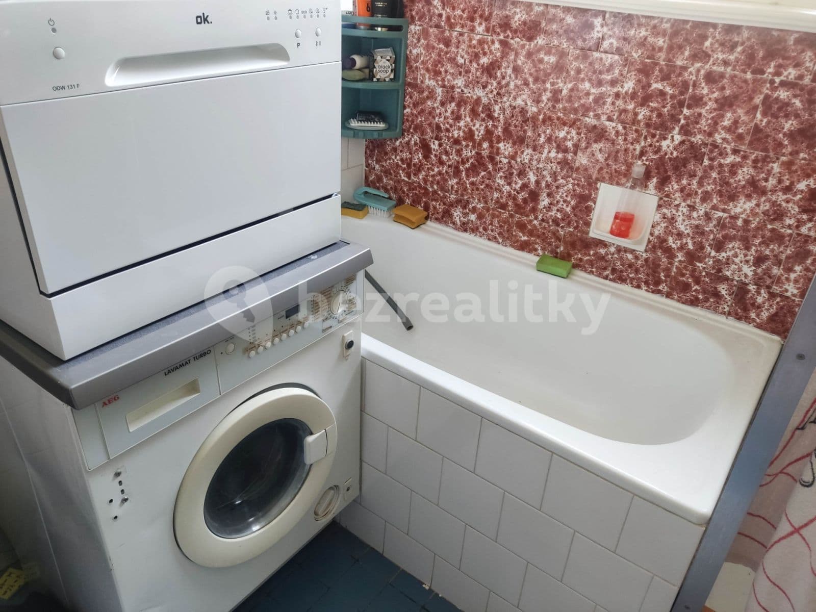 Prenájom bytu 3-izbový 86 m², Lublaňská, Praha, Praha Prenájom bytu 3-izbový 86 m², Lublaňská, Praha, Praha