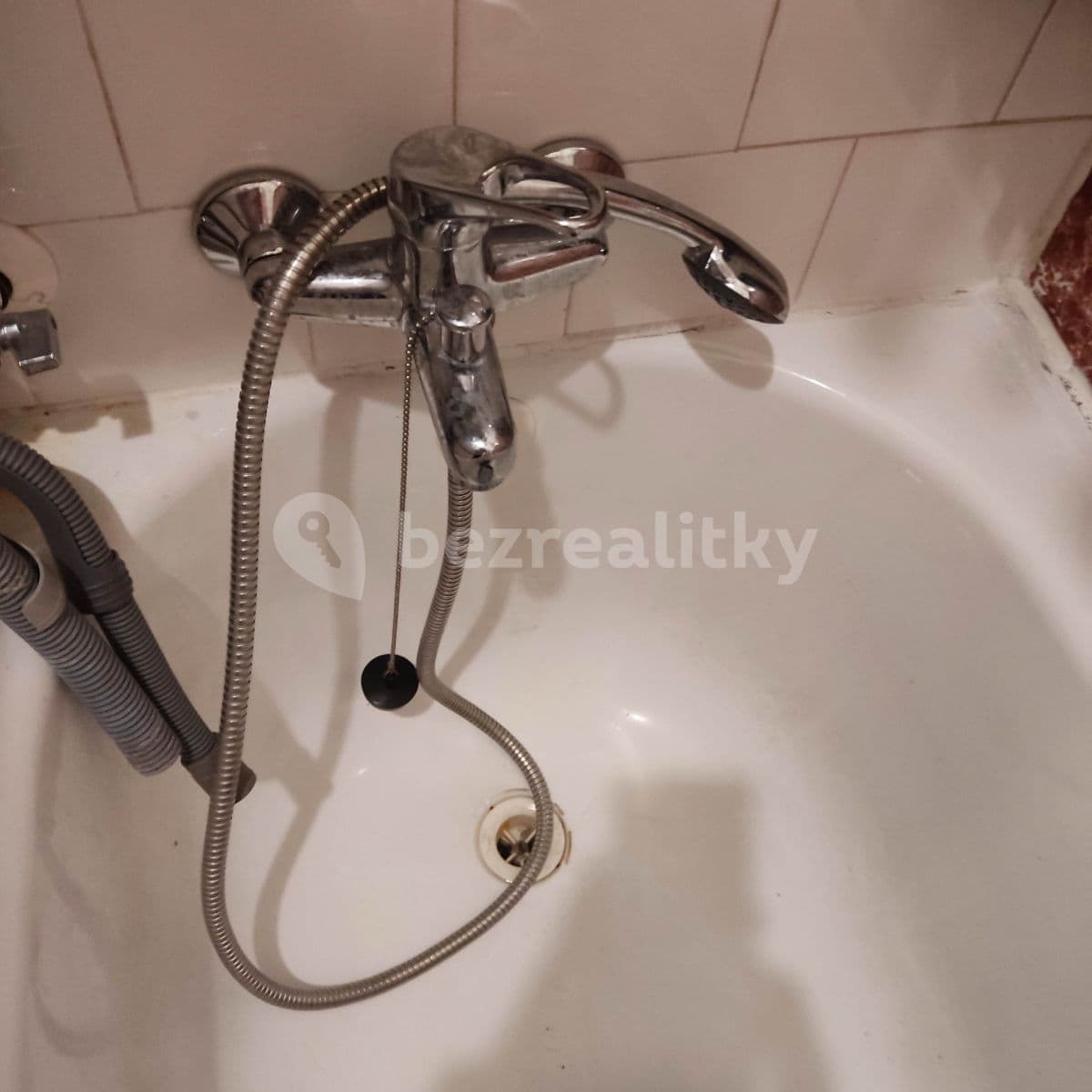 Prenájom bytu 3-izbový 86 m², Lublaňská, Praha, Praha Prenájom bytu 3-izbový 86 m², Lublaňská, Praha, Praha