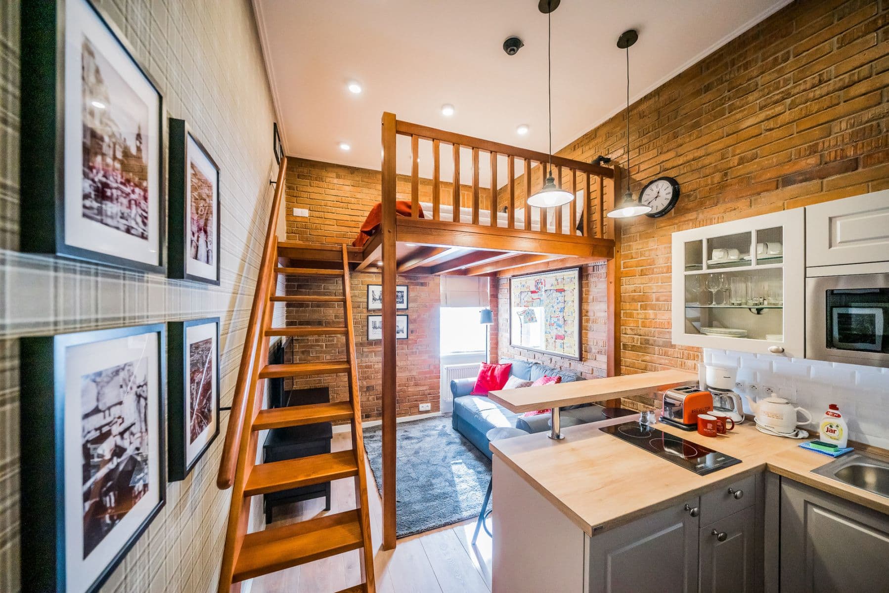 Prenájom bytu 20 m², Jaltská, Karlovy Vary, Karlovarský kraj Prenájom bytu 20 m², Jaltská, Karlovy Vary, Karlovarský kraj