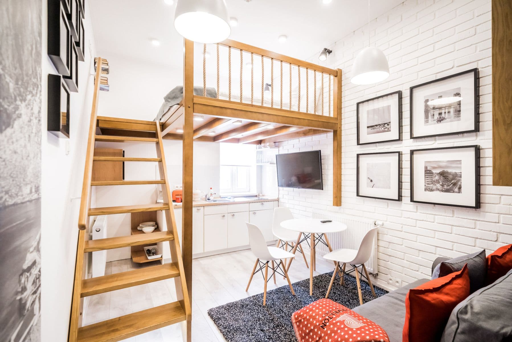 Prenájom bytu 20 m², Jaltská, Karlovy Vary, Karlovarský kraj Prenájom bytu 20 m², Jaltská, Karlovy Vary, Karlovarský kraj