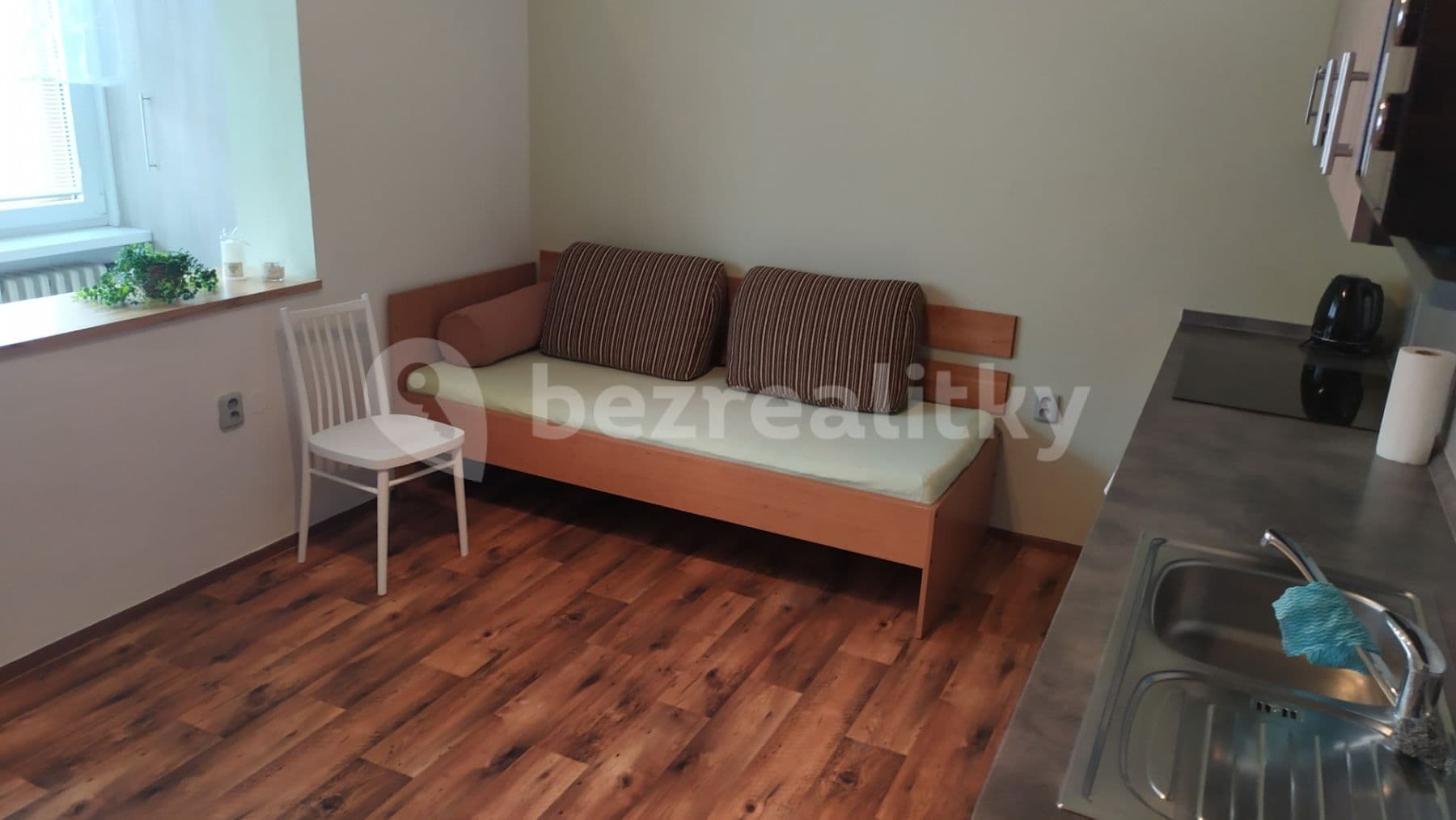 Prenájom bytu 1-izbový 32 m², Netušilova, Prostějov, Olomoucký kraj Prenájom bytu 1-izbový 32 m², Netušilova, Prostějov, Olomoucký kraj