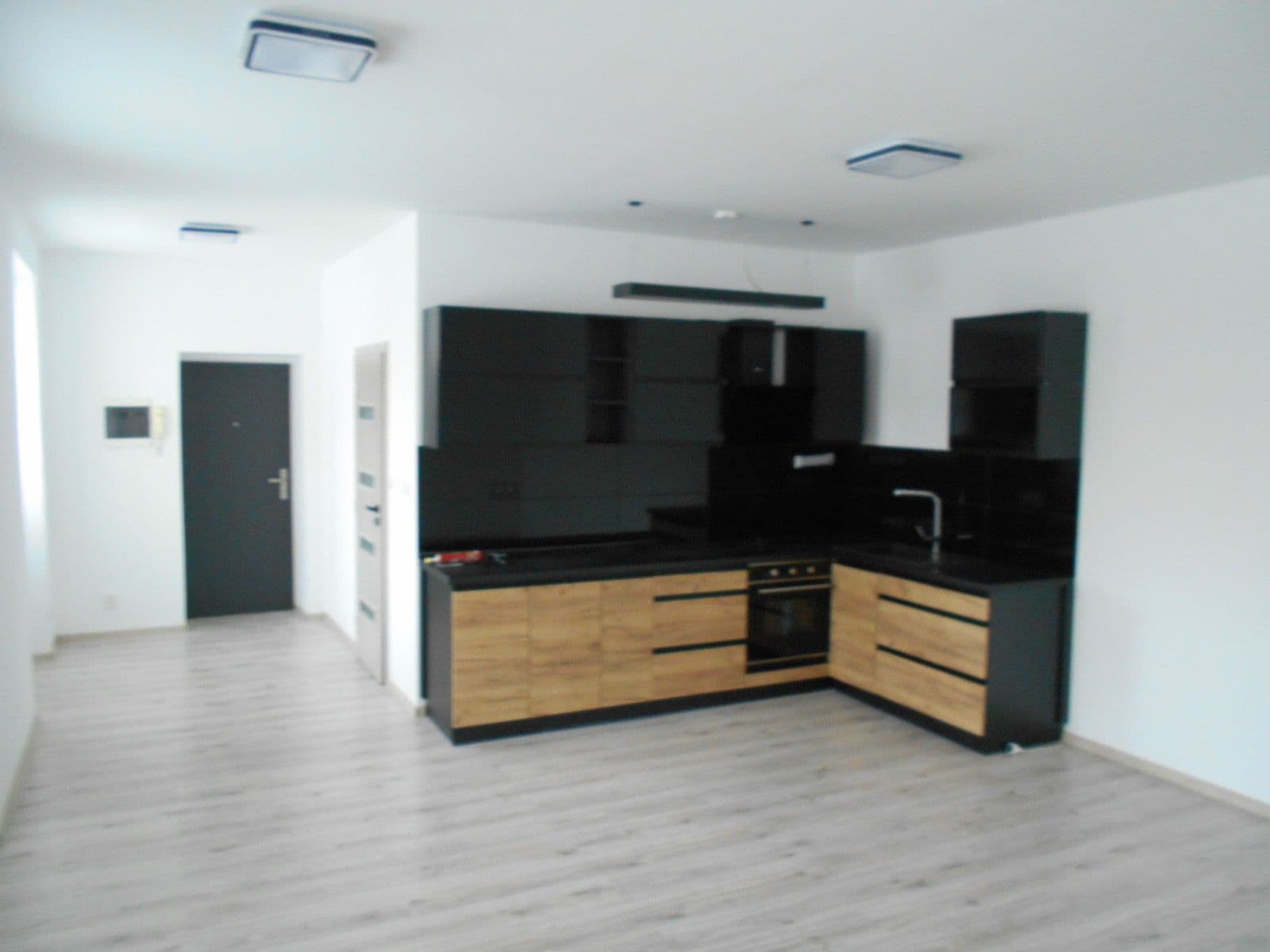 Prenájom bytu 2-izbový 65 m², Louny, Ústecký kraj Prenájom bytu 2-izbový 65 m², Louny, Ústecký kraj