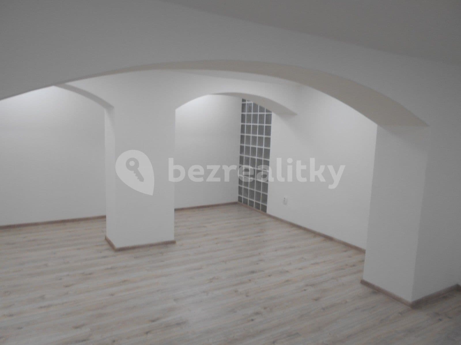 Prenájom bytu 2-izbový 57 m², Louny, Ústecký kraj Prenájom bytu 2-izbový 57 m², Louny, Ústecký kraj
