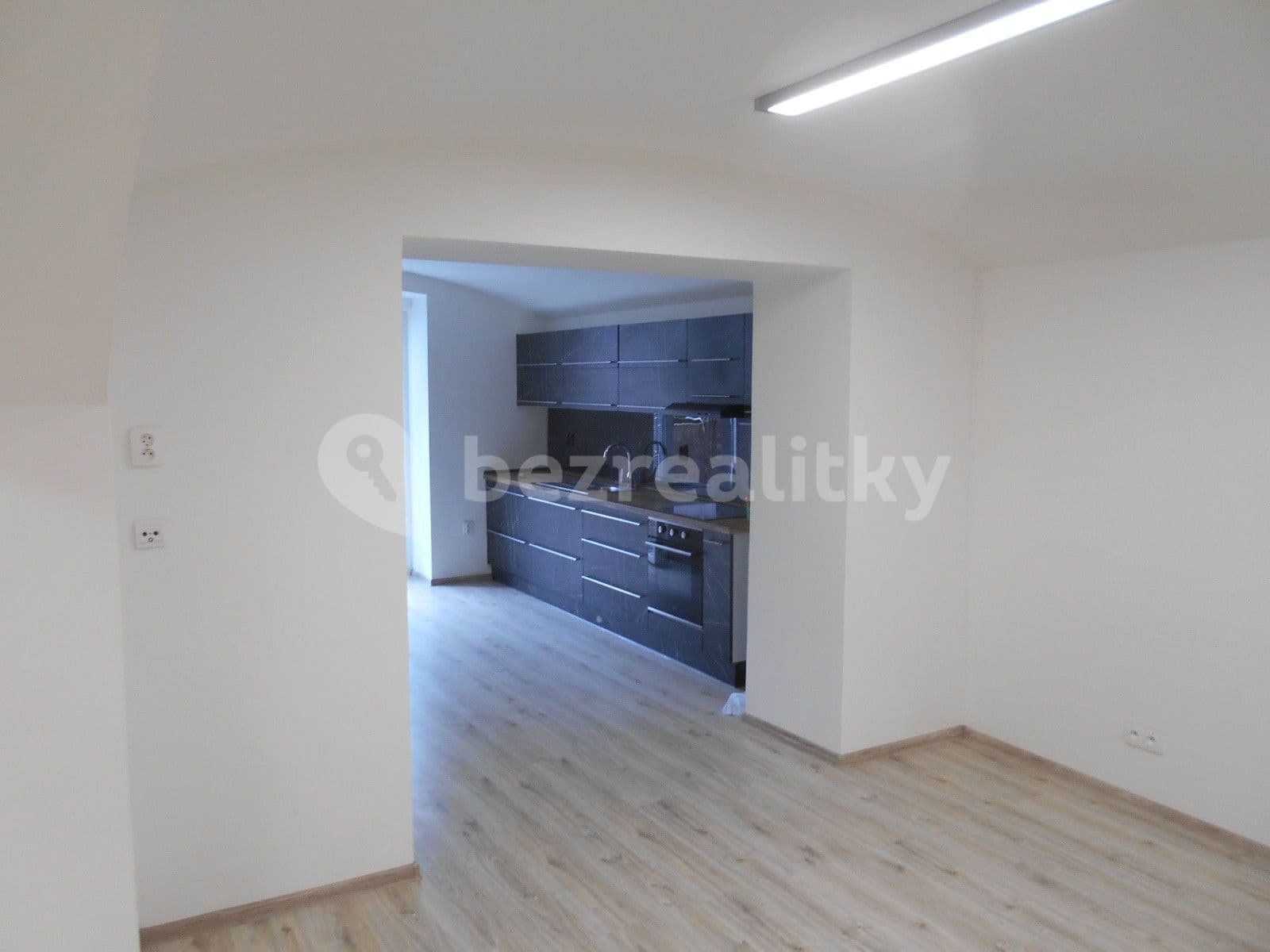Prenájom bytu 2-izbový 57 m², Louny, Ústecký kraj Prenájom bytu 2-izbový 57 m², Louny, Ústecký kraj