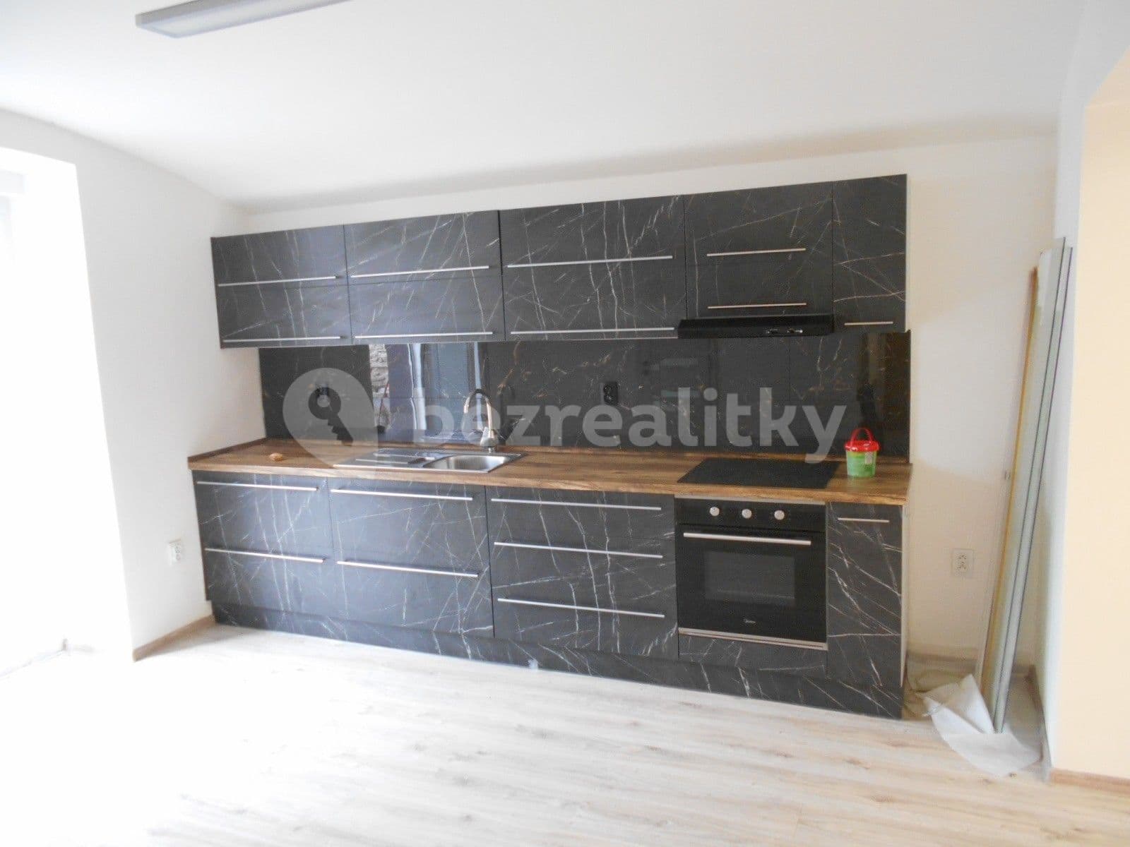 Prenájom bytu 2-izbový 57 m², Louny, Ústecký kraj Prenájom bytu 2-izbový 57 m², Louny, Ústecký kraj