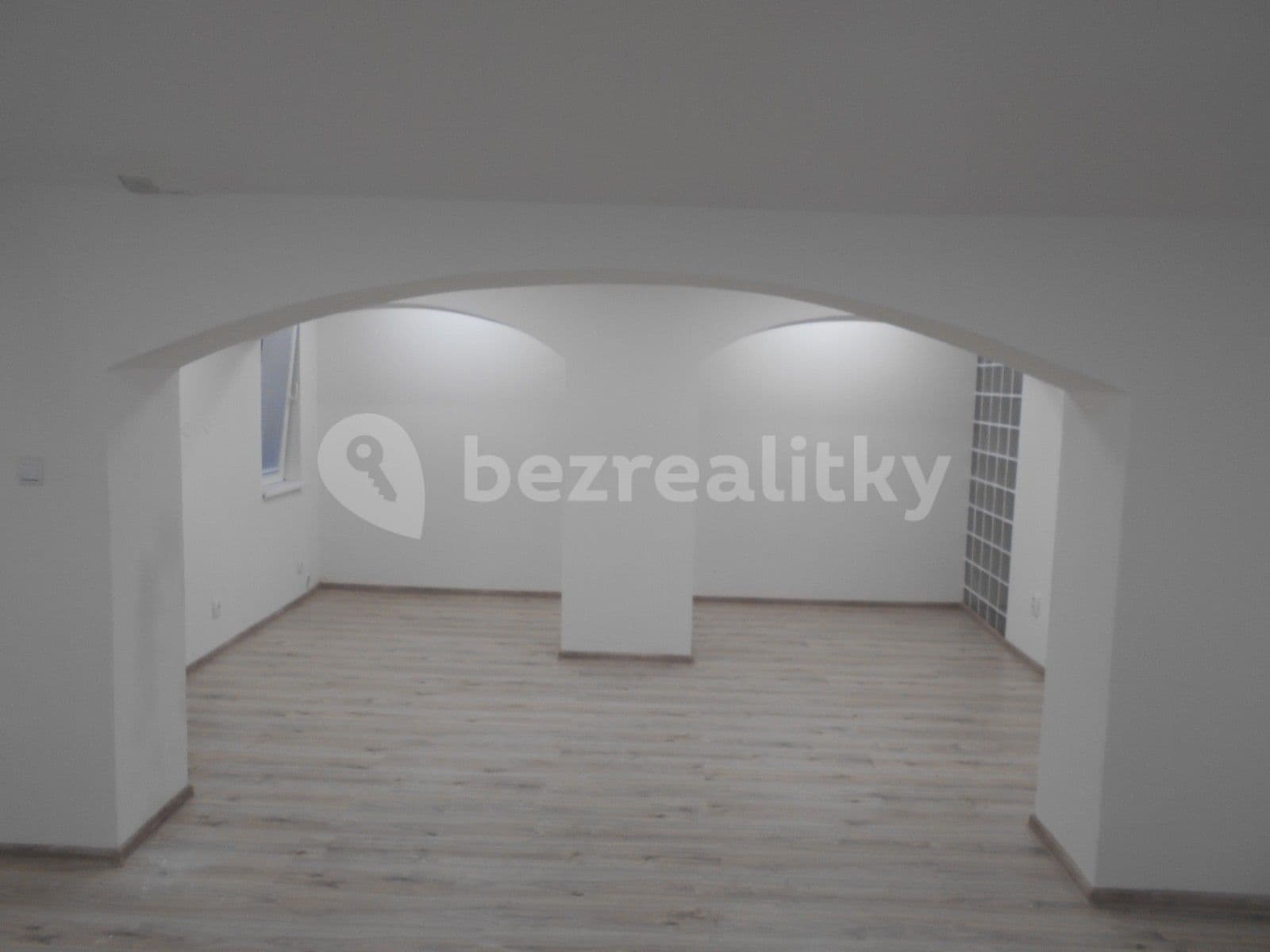 Prenájom bytu 2-izbový 57 m², Louny, Ústecký kraj Prenájom bytu 2-izbový 57 m², Louny, Ústecký kraj