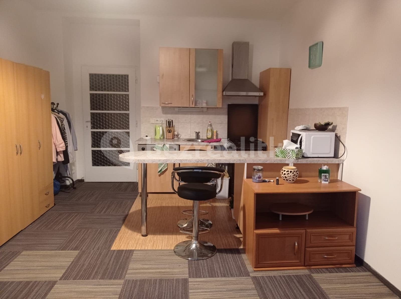 Prenájom bytu 1-izbový 30 m², Kolbenova, Praha, Praha Prenájom bytu 1-izbový 30 m², Kolbenova, Praha, Praha