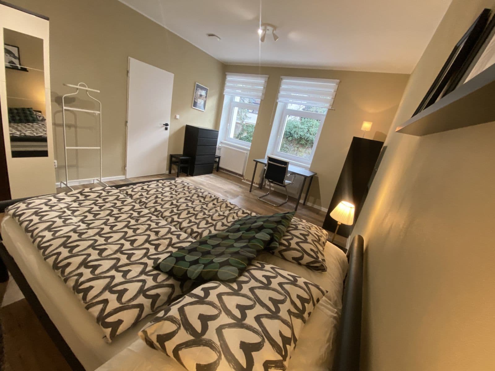 Prenájom bytu 35 m², Bělohorská, Praha, Praha Prenájom bytu 35 m², Bělohorská, Praha, Praha