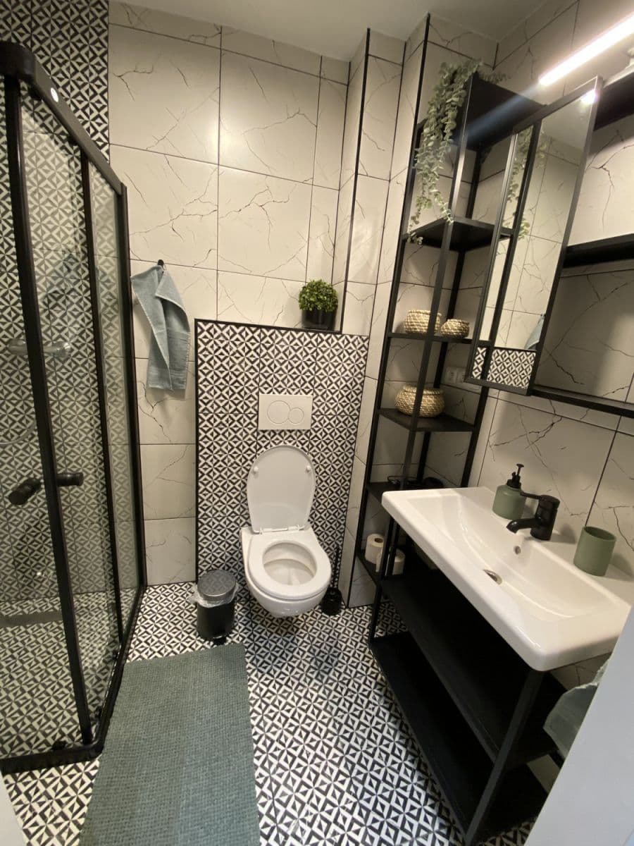 Prenájom bytu 35 m², Bělohorská, Praha, Praha Prenájom bytu 35 m², Bělohorská, Praha, Praha