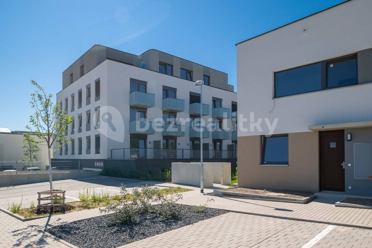 Prenájom bytu 1-izbový 31 m², Heřmanická, Praha, Praha Prenájom bytu 1-izbový 31 m², Heřmanická, Praha, Praha