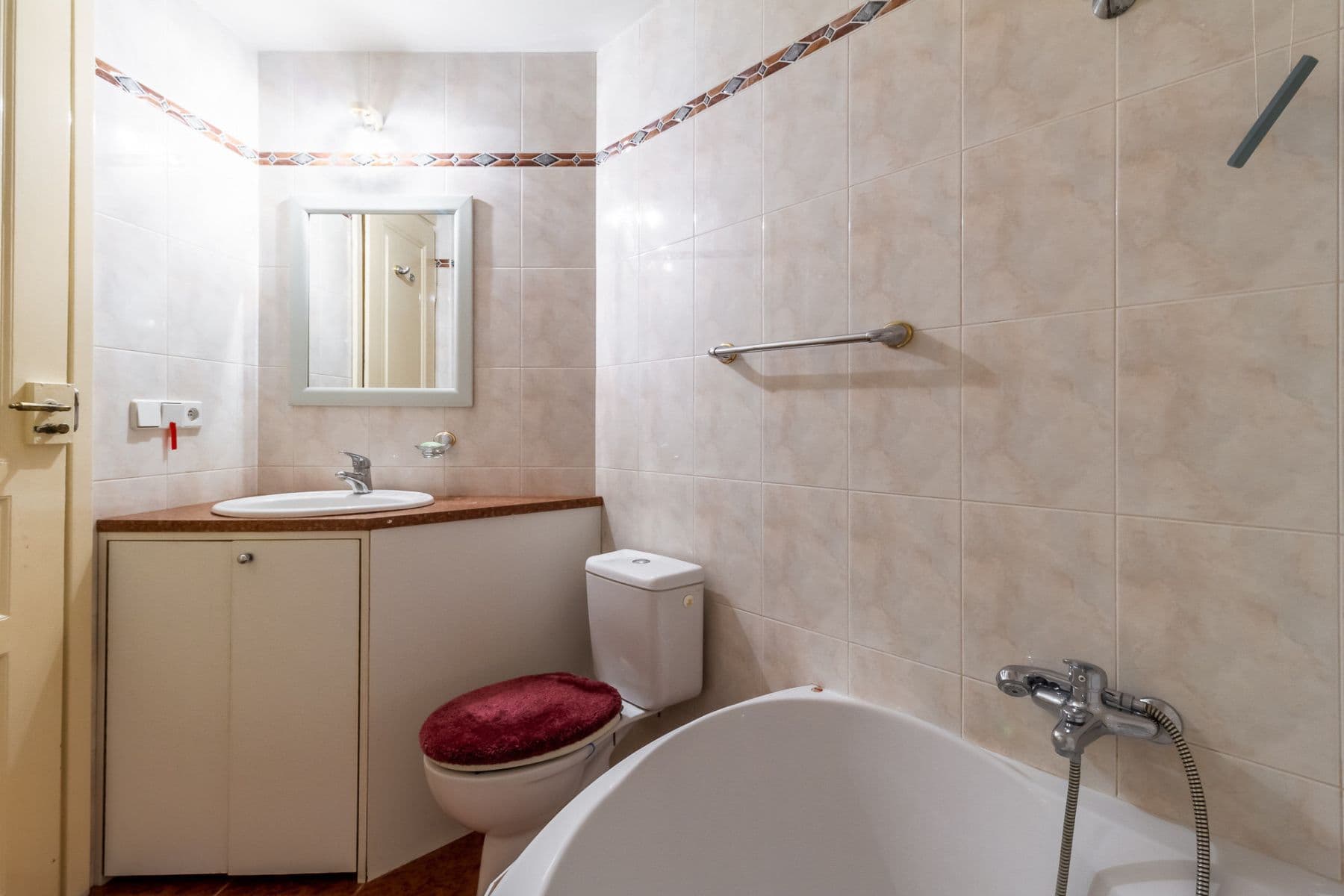 Prenájom bytu 45 m², Za Poříčskou bránou, Praha, Praha Prenájom bytu 45 m², Za Poříčskou bránou, Praha, Praha