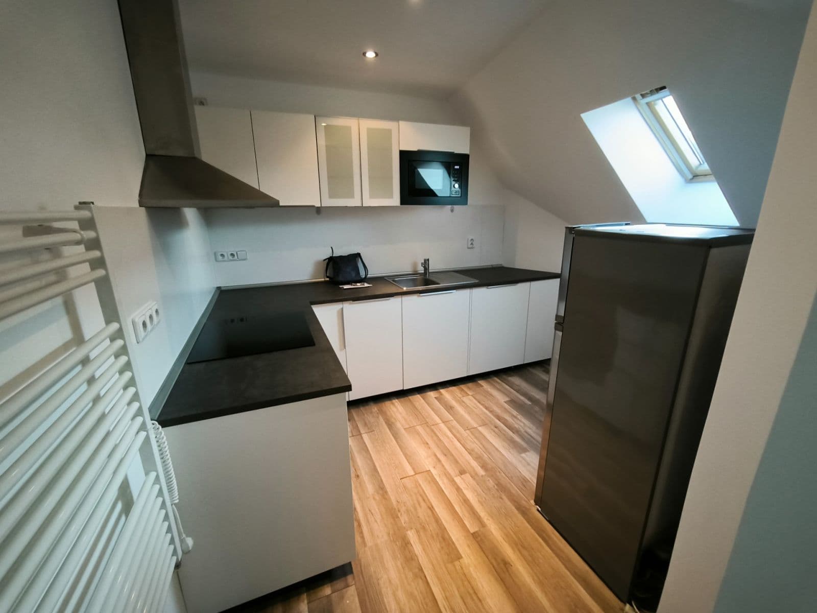 Prenájom bytu 1-izbový 46 m², Masarykovo náměstí, Brandýs nad Labem-Stará Boleslav, Středočeský kraj Prenájom bytu 1-izbový 46 m², Masarykovo náměstí, Brandýs nad Labem-Stará Boleslav, Středočeský kraj