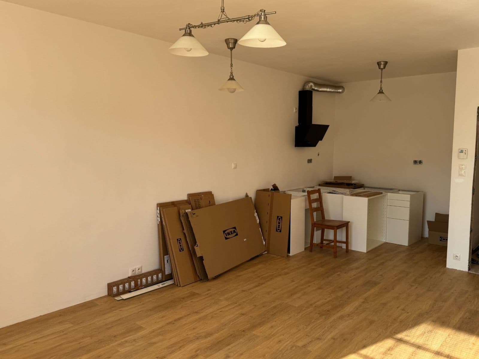 Prenájom bytu 2-izbový 58 m², Bratislavská, Praha, Praha Prenájom bytu 2-izbový 58 m², Bratislavská, Praha, Praha