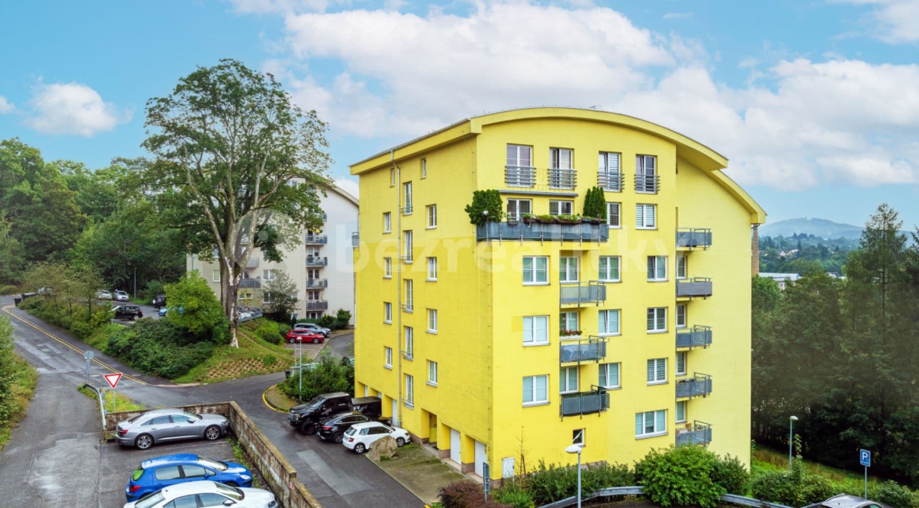 Prenájom bytu 3-izbový 83 m², Nádvorní, Liberec, Liberecký kraj Prenájom bytu 3-izbový 83 m², Nádvorní, Liberec, Liberecký kraj